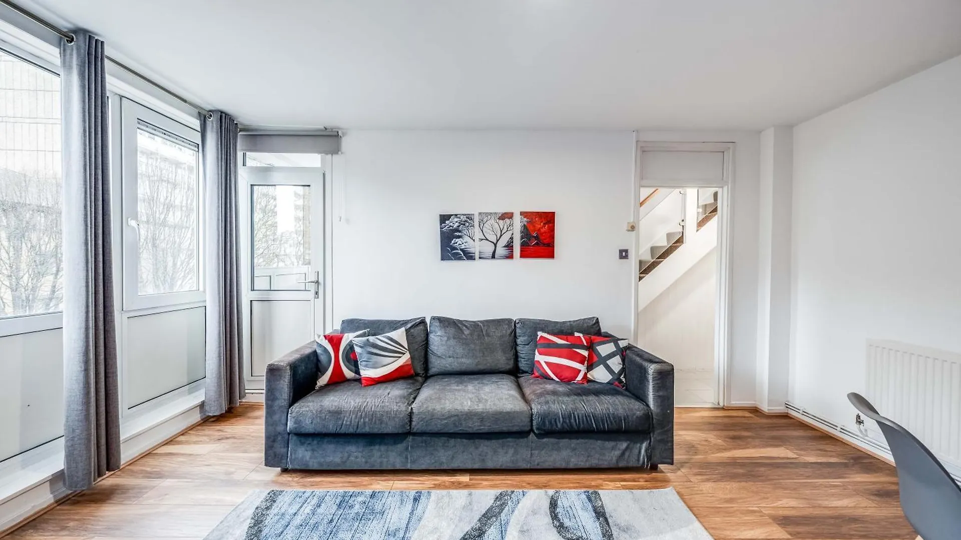 Apartment Leo'S Place In Mile End 2 Double Beds, 1 Bunk Bed, Max 6, Spacious, Ideal For Families London United Kingdom