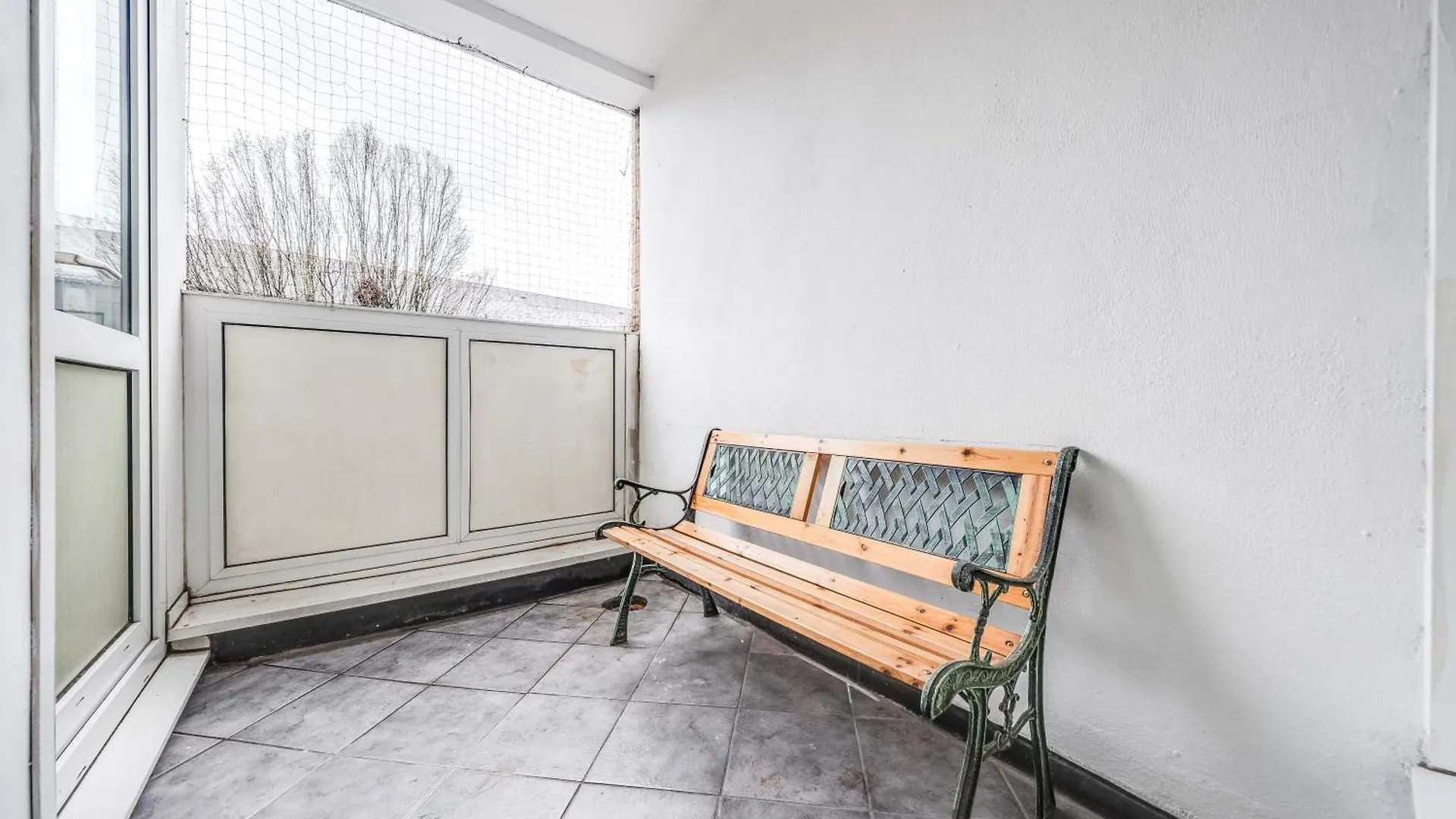 Apartment Leo'S Place In Mile End 2 Double Beds, 1 Bunk Bed, Max 6, Spacious, Ideal For Families London