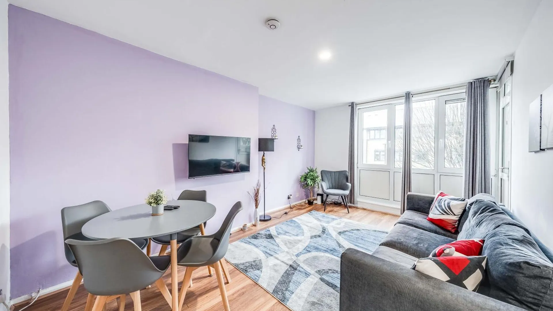 Leo'S Place In Mile End 2 Double Beds, 1 Bunk Bed, Max 6, Spacious, Ideal For Families London