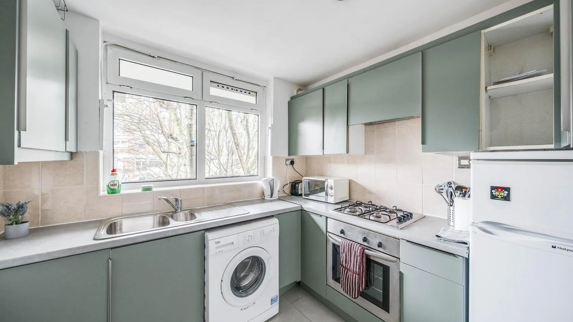 Leo'S Place In Mile End 2 Double Beds, 1 Bunk Bed, Max 6, Spacious, Ideal For Families London