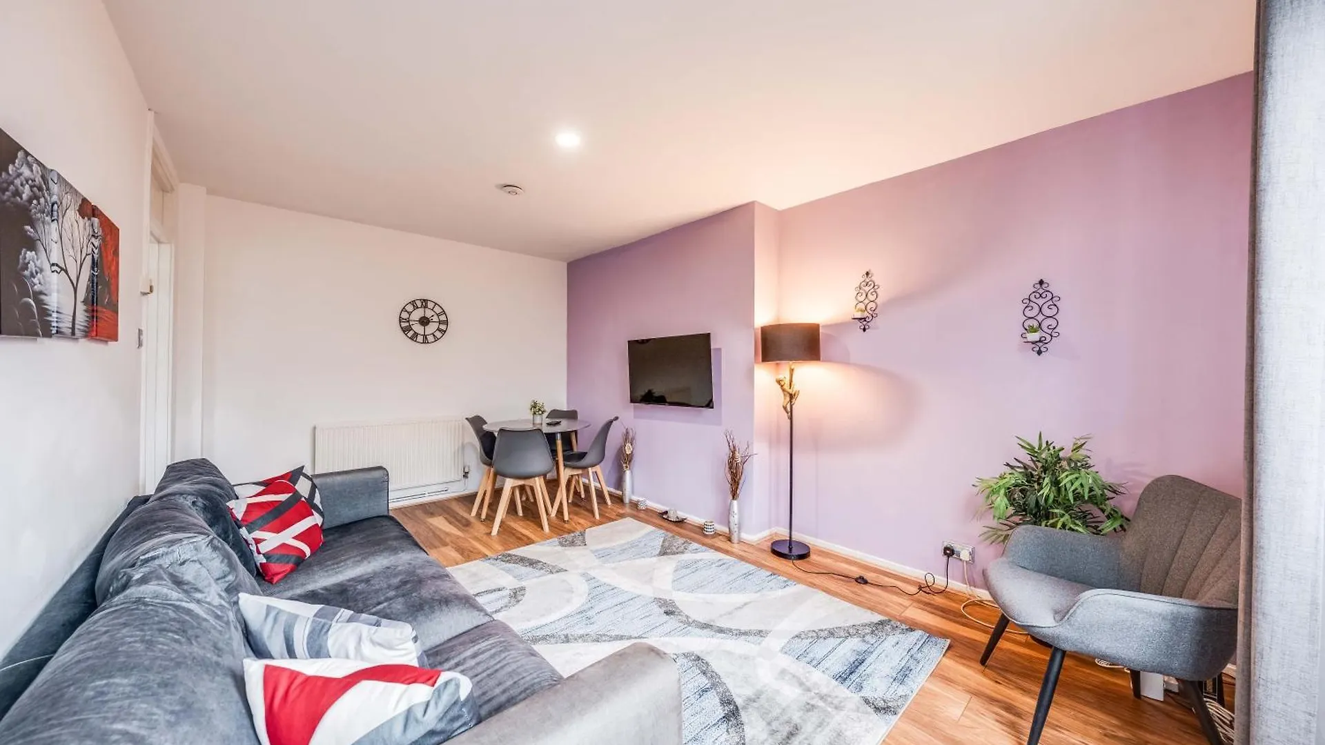 Leo'S Place In Mile End 2 Double Beds, 1 Bunk Bed, Max 6, Spacious, Ideal For Families London United Kingdom