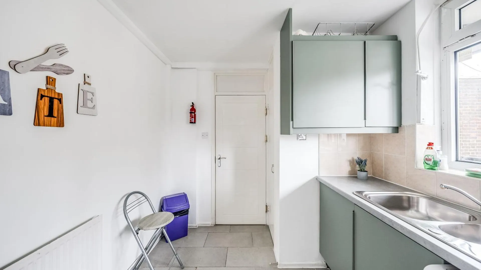 Leo'S Place In Mile End 2 Double Beds, 1 Bunk Bed, Max 6, Spacious, Ideal For Families London