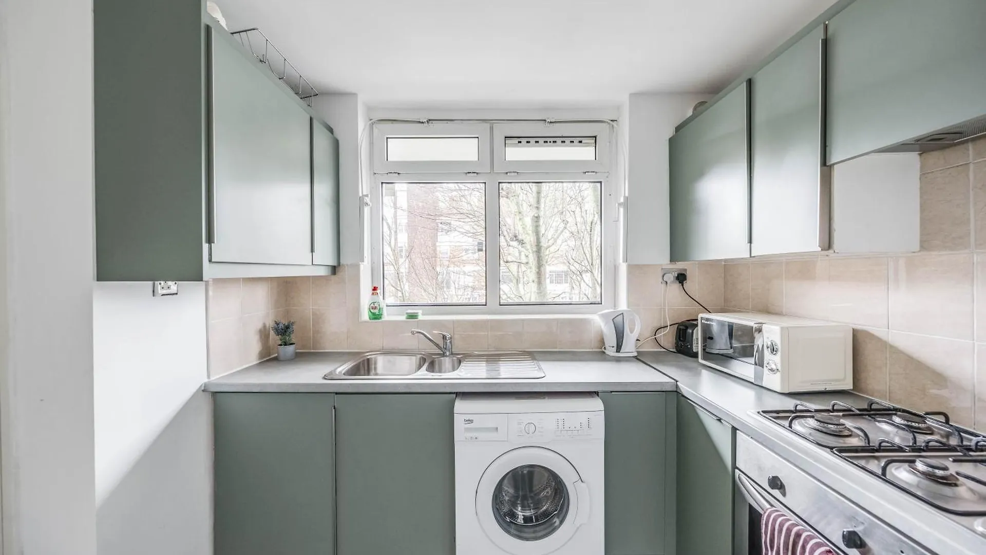 Leo'S Place In Mile End 2 Double Beds, 1 Bunk Bed, Max 6, Spacious, Ideal For Families London