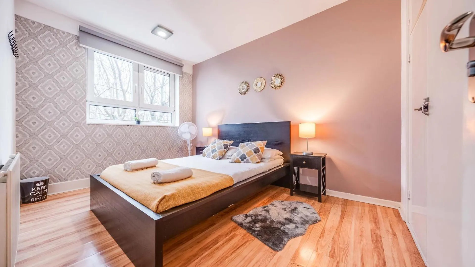 Leo'S Place In Mile End 2 Double Beds, 1 Bunk Bed, Max 6, Spacious, Ideal For Families London