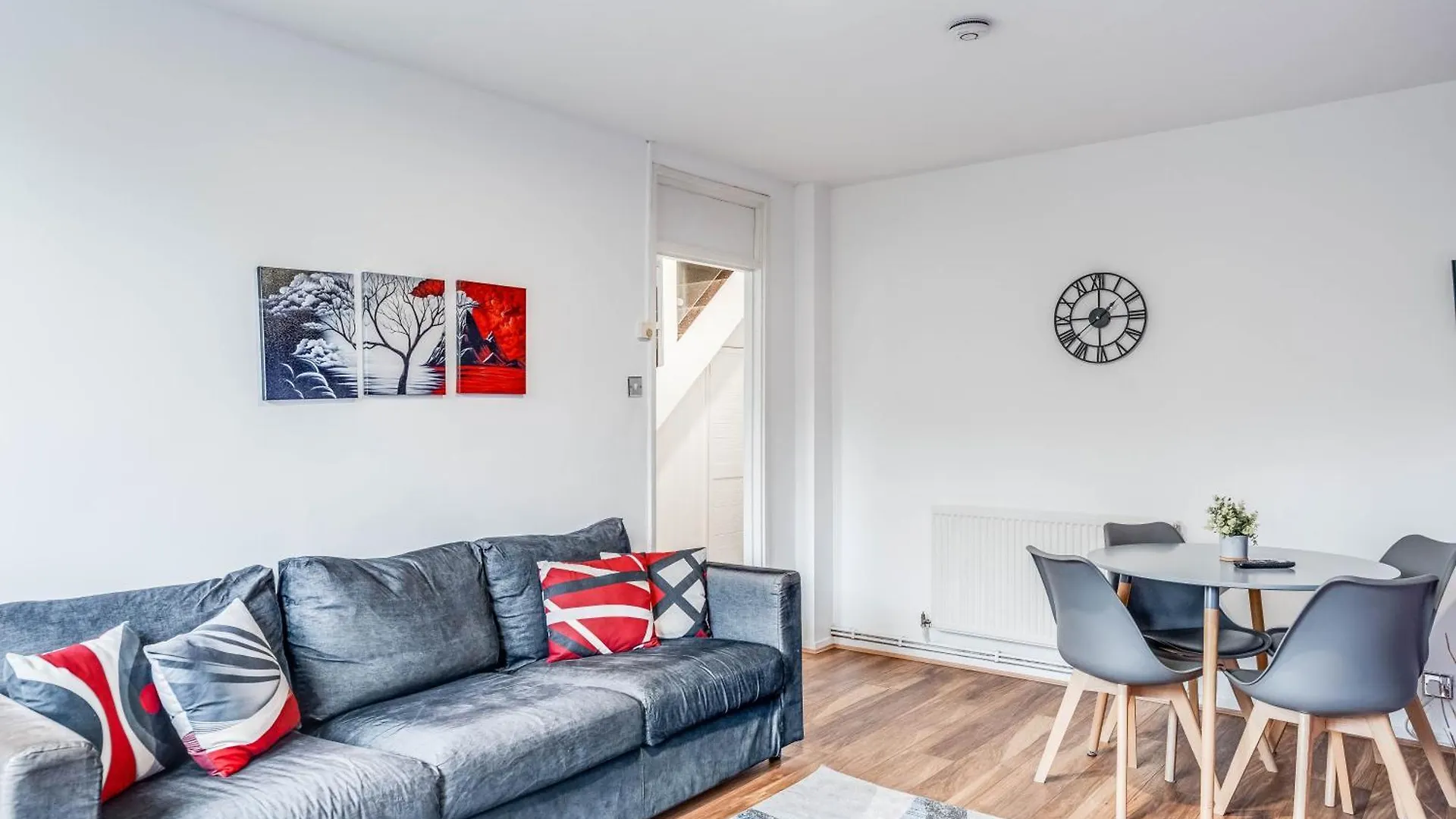 Leo'S Place In Mile End 2 Double Beds, 1 Bunk Bed, Max 6, Spacious, Ideal For Families Londres Reino Unido